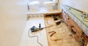 BathroomRemodelin BathroomRemodelin